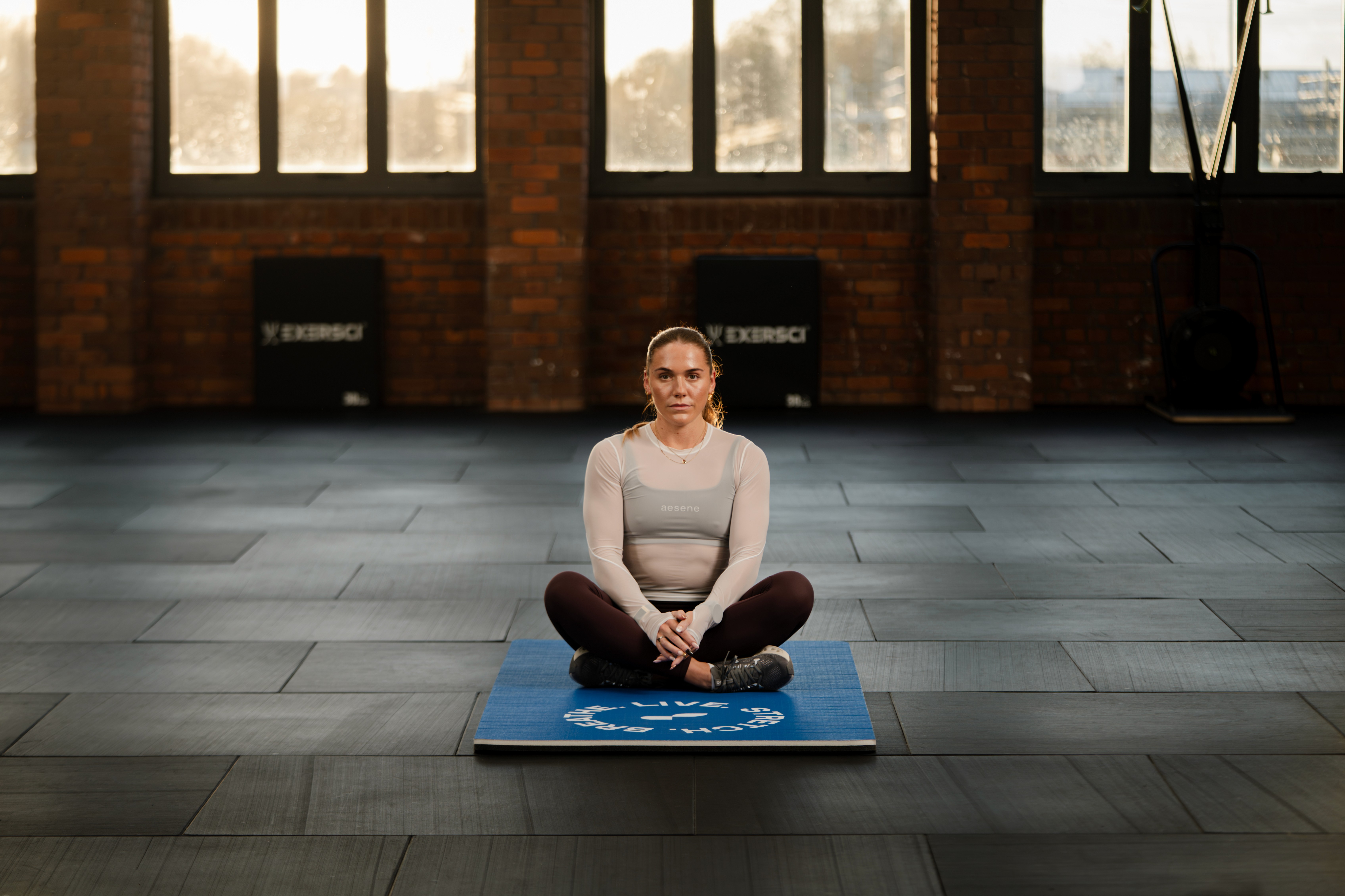 Isometric Knee Exercises That Reduce Pain Without Irritating the Joint